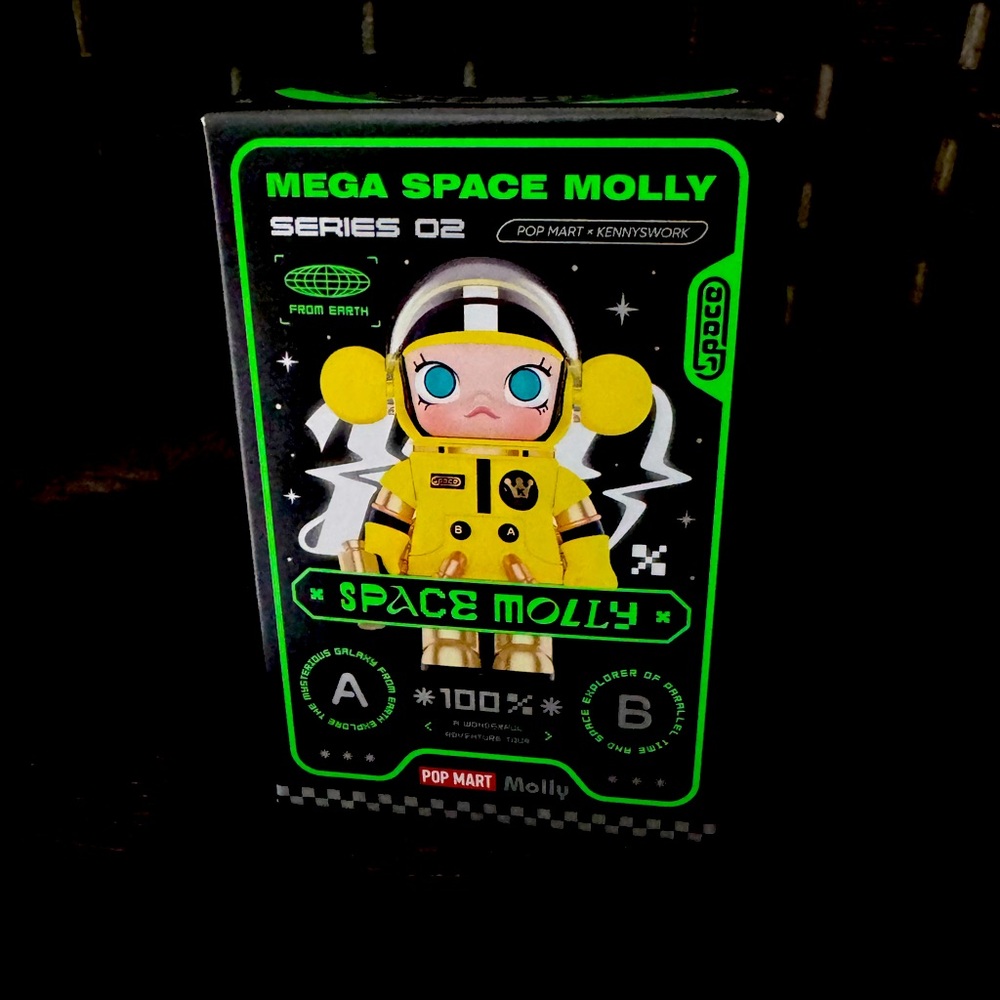 Authentic Molly figure , new unopened boxes